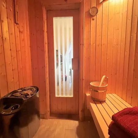 Semesterbostad Poerksen Huus, Barrierefrei, Eingezaeunt, Bis Zu Sechs Hunde, Kamin, Wlan, Zwei Baeder *