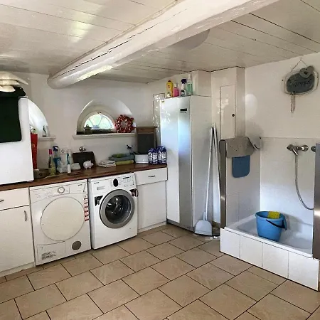 Semesterbostad Poerksen Huus, Barrierefrei, Eingezaeunt, Bis Zu Sechs Hunde, Kamin, Wlan, Zwei Baeder